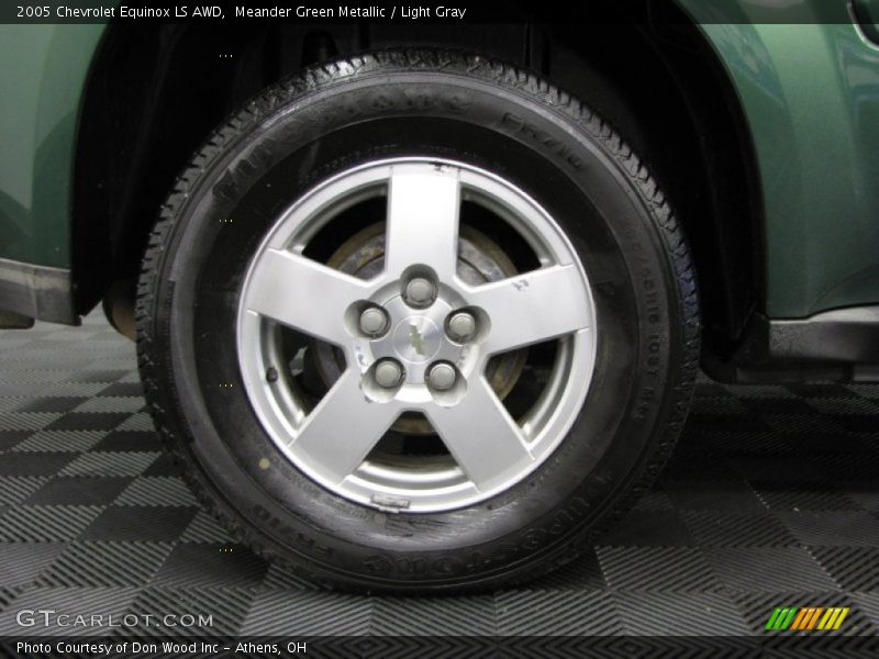 Meander Green Metallic / Light Gray 2005 Chevrolet Equinox LS AWD