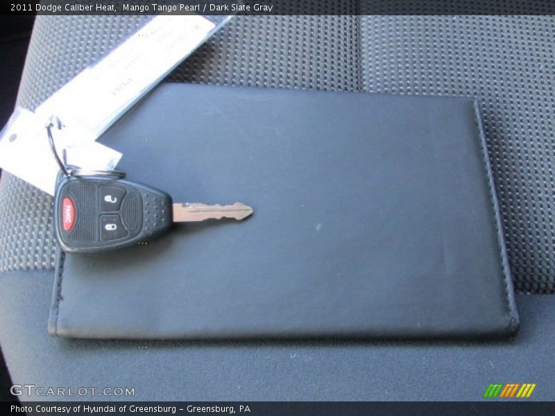 Mango Tango Pearl / Dark Slate Gray 2011 Dodge Caliber Heat