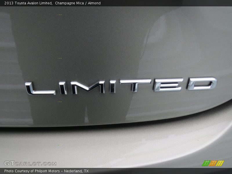 Champagne Mica / Almond 2013 Toyota Avalon Limited