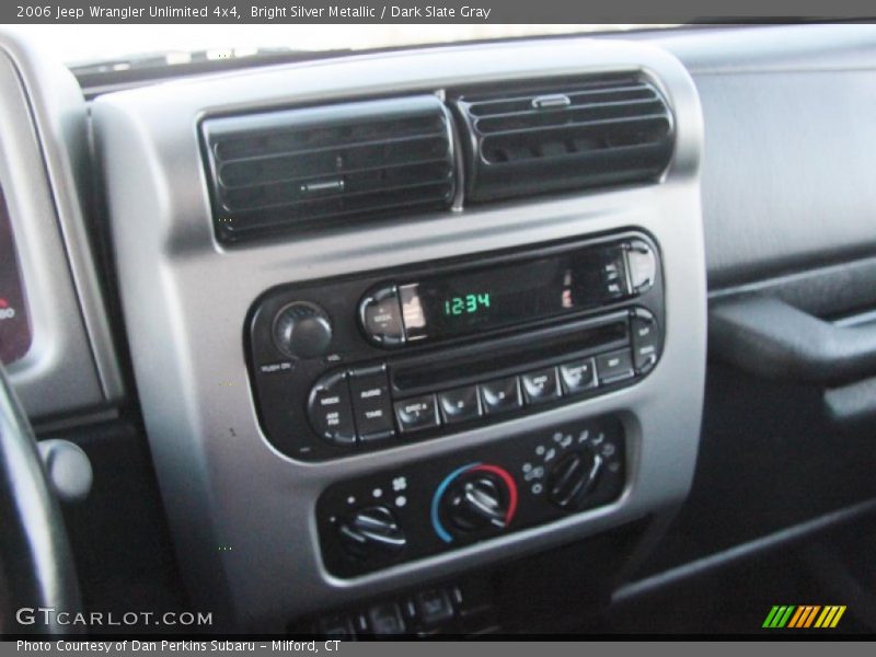 Bright Silver Metallic / Dark Slate Gray 2006 Jeep Wrangler Unlimited 4x4