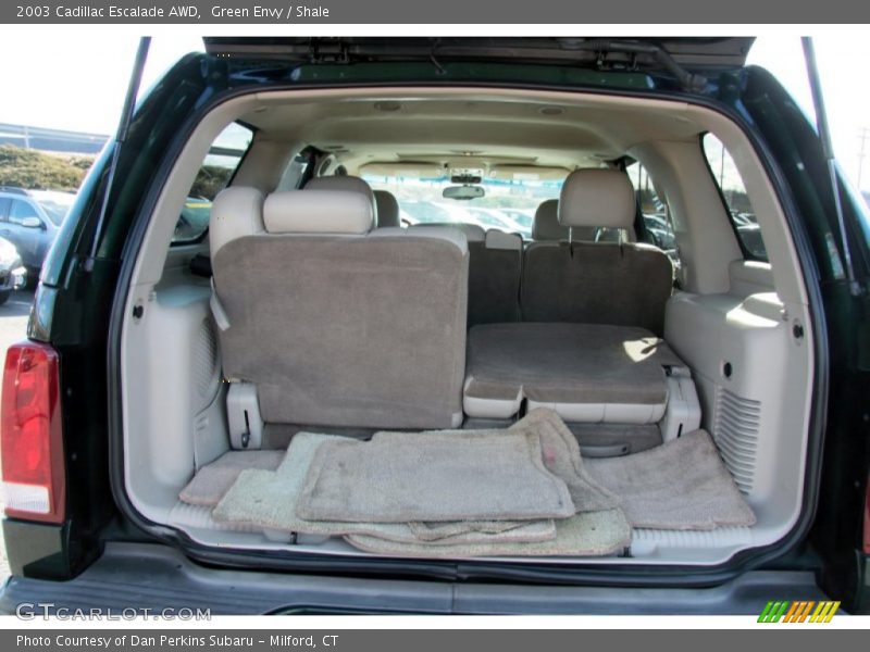  2003 Escalade AWD Trunk