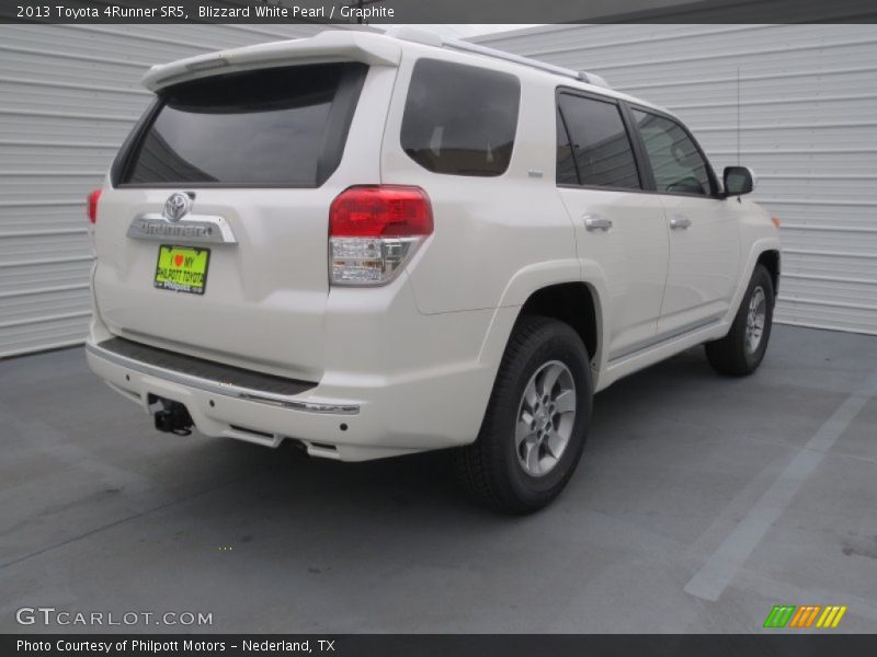 Blizzard White Pearl / Graphite 2013 Toyota 4Runner SR5