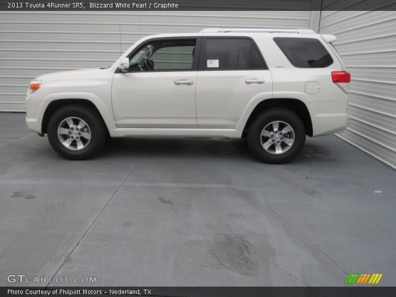Blizzard White Pearl / Graphite 2013 Toyota 4Runner SR5