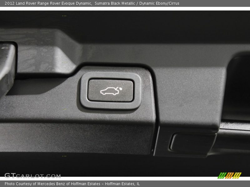 Sumatra Black Metallic / Dynamic Ebony/Cirrus 2012 Land Rover Range Rover Evoque Dynamic