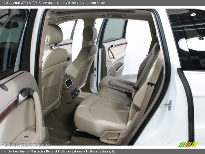 Rear Seat of 2011 Q7 3.0 TFSI S line quattro
