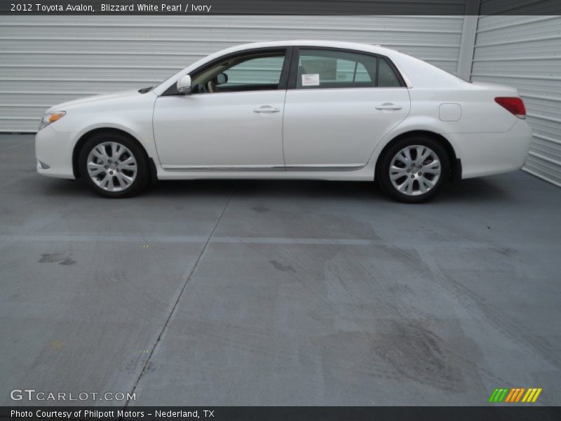 Blizzard White Pearl / Ivory 2012 Toyota Avalon