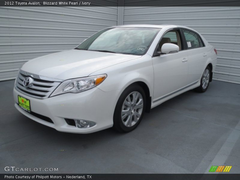 Blizzard White Pearl / Ivory 2012 Toyota Avalon