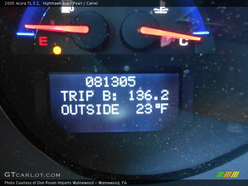 Nighthawk Black Pearl / Camel 2005 Acura TL 3.2