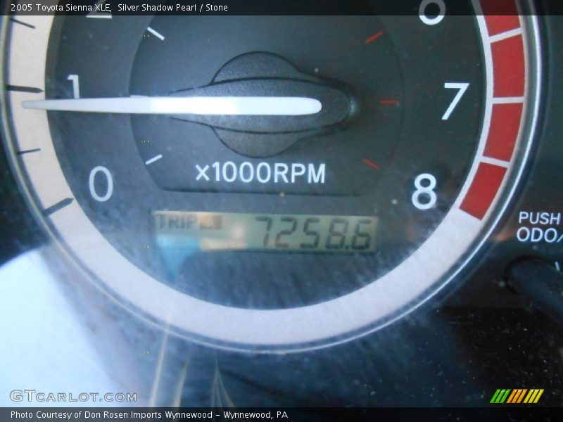 Silver Shadow Pearl / Stone 2005 Toyota Sienna XLE