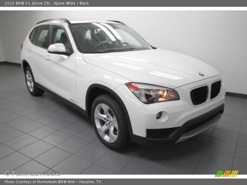 Alpine White / Black 2013 BMW X1 sDrive 28i