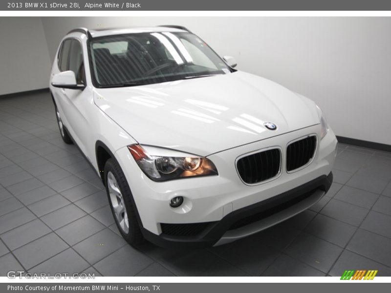 Alpine White / Black 2013 BMW X1 sDrive 28i