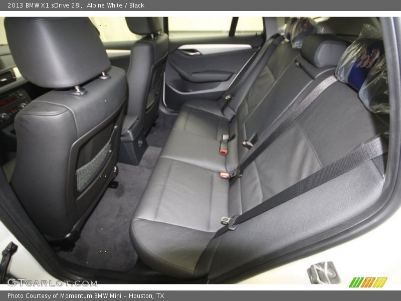 Alpine White / Black 2013 BMW X1 sDrive 28i