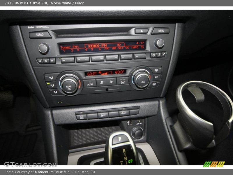 Alpine White / Black 2013 BMW X1 sDrive 28i