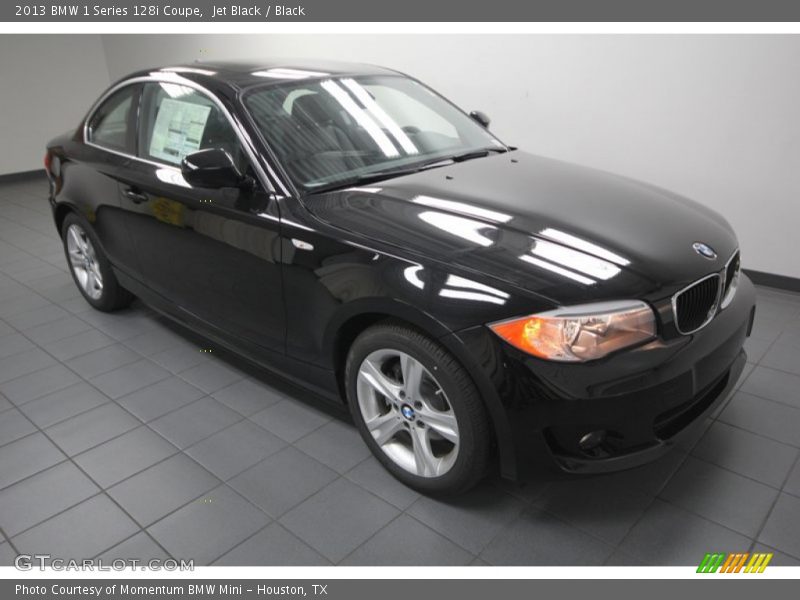 Front 3/4 View of 2013 1 Series 128i Coupe