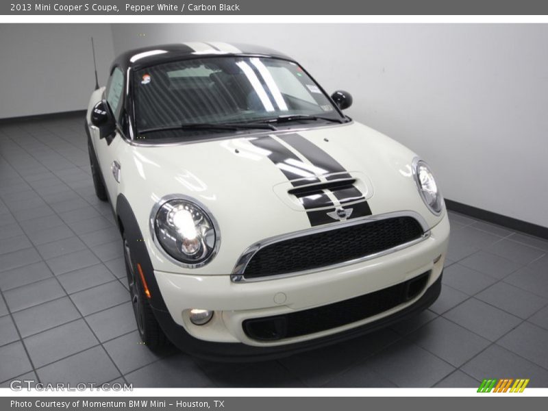 Pepper White / Carbon Black 2013 Mini Cooper S Coupe