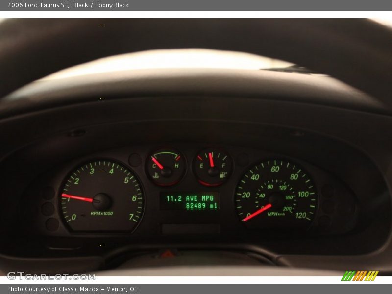 Black / Ebony Black 2006 Ford Taurus SE