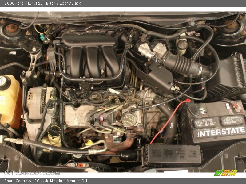 Black / Ebony Black 2006 Ford Taurus SE