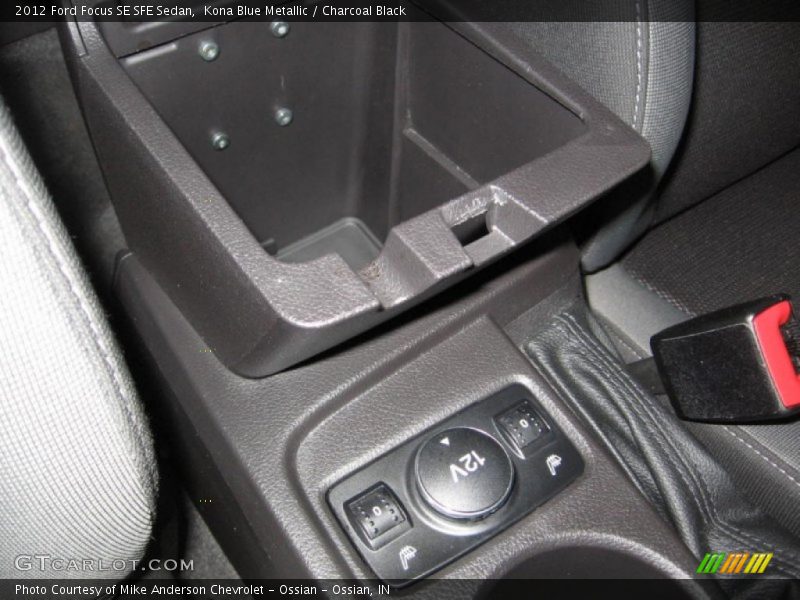 Kona Blue Metallic / Charcoal Black 2012 Ford Focus SE SFE Sedan