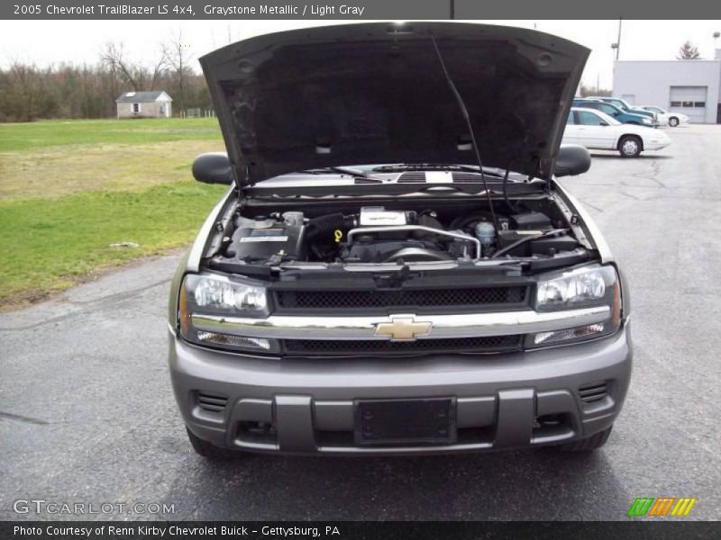 Graystone Metallic / Light Gray 2005 Chevrolet TrailBlazer LS 4x4