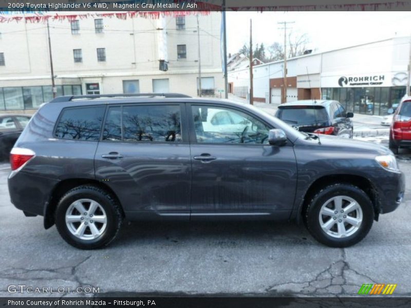 Magnetic Gray Metallic / Ash 2009 Toyota Highlander V6 4WD