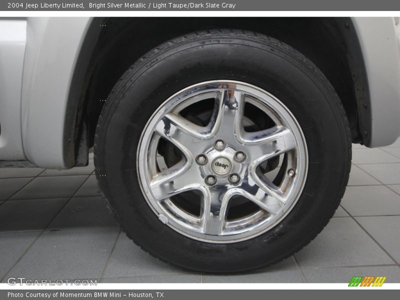 Bright Silver Metallic / Light Taupe/Dark Slate Gray 2004 Jeep Liberty Limited