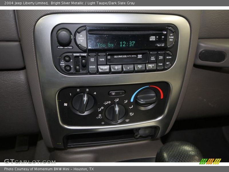 Bright Silver Metallic / Light Taupe/Dark Slate Gray 2004 Jeep Liberty Limited