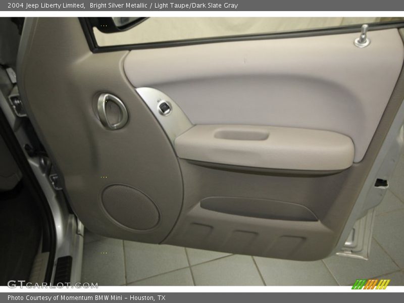 Bright Silver Metallic / Light Taupe/Dark Slate Gray 2004 Jeep Liberty Limited