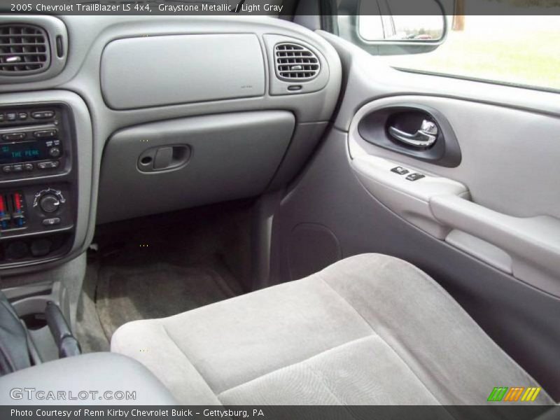 Graystone Metallic / Light Gray 2005 Chevrolet TrailBlazer LS 4x4