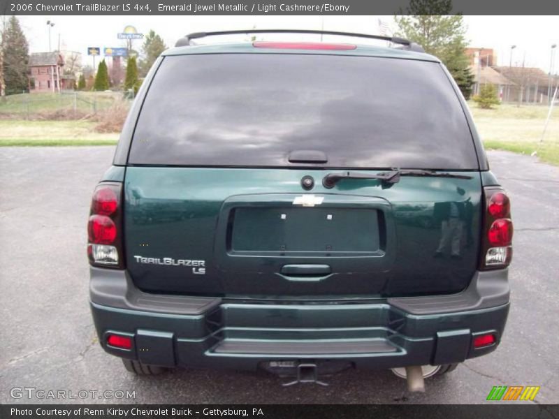 Emerald Jewel Metallic / Light Cashmere/Ebony 2006 Chevrolet TrailBlazer LS 4x4