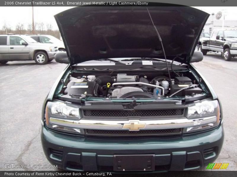 Emerald Jewel Metallic / Light Cashmere/Ebony 2006 Chevrolet TrailBlazer LS 4x4