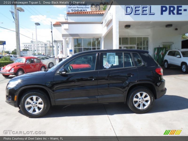 Deep Black Metallic / Charcoal 2010 Volkswagen Tiguan S