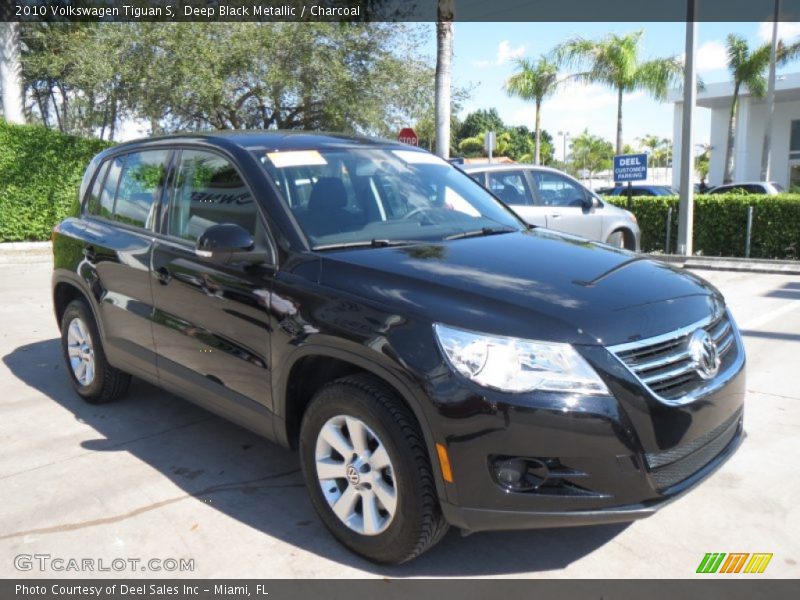 Deep Black Metallic / Charcoal 2010 Volkswagen Tiguan S