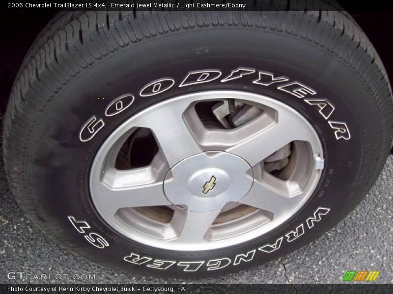Emerald Jewel Metallic / Light Cashmere/Ebony 2006 Chevrolet TrailBlazer LS 4x4
