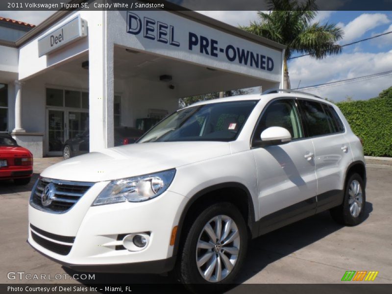 Candy White / Sandstone 2011 Volkswagen Tiguan SE