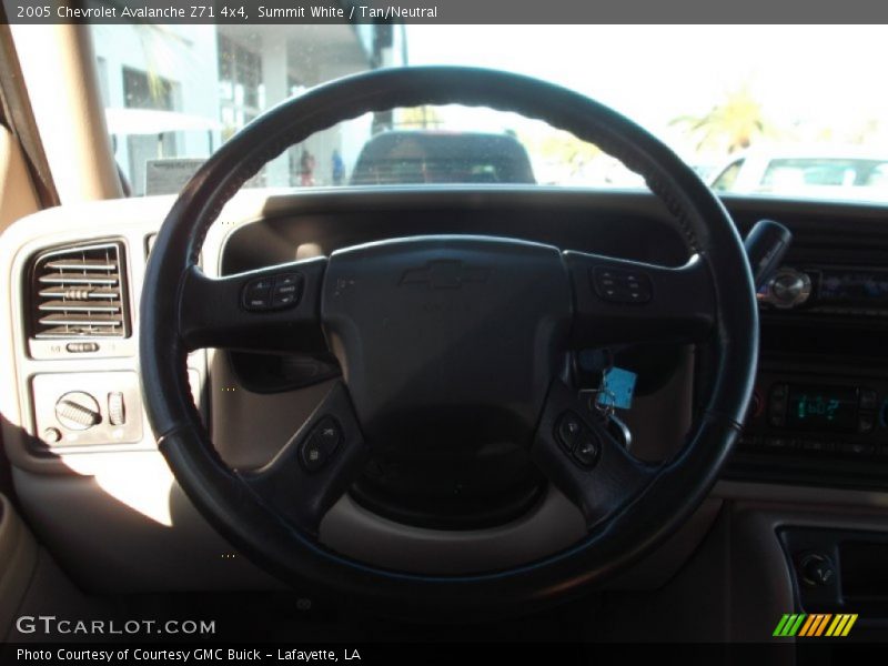 Summit White / Tan/Neutral 2005 Chevrolet Avalanche Z71 4x4