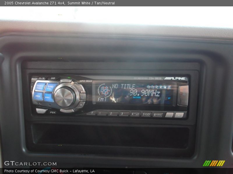Summit White / Tan/Neutral 2005 Chevrolet Avalanche Z71 4x4