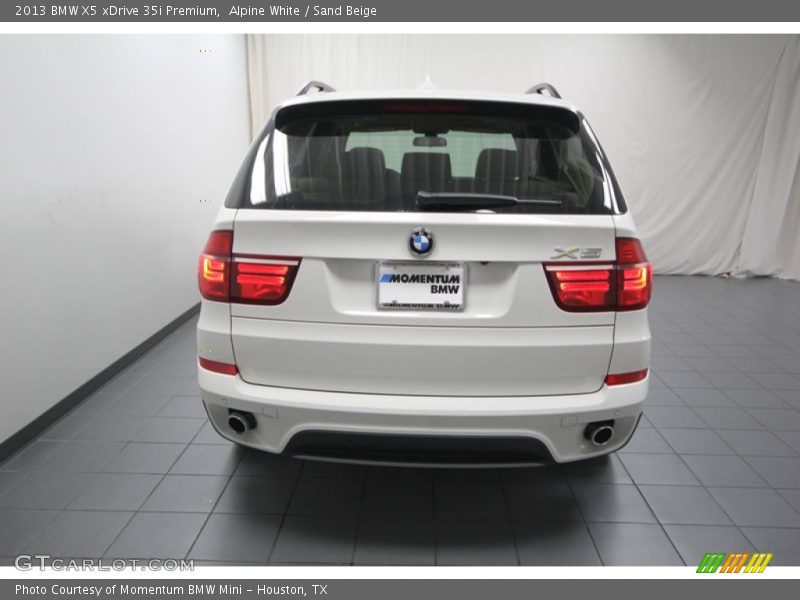 Alpine White / Sand Beige 2013 BMW X5 xDrive 35i Premium