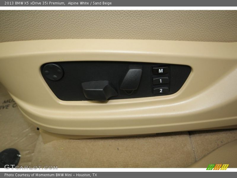 Alpine White / Sand Beige 2013 BMW X5 xDrive 35i Premium