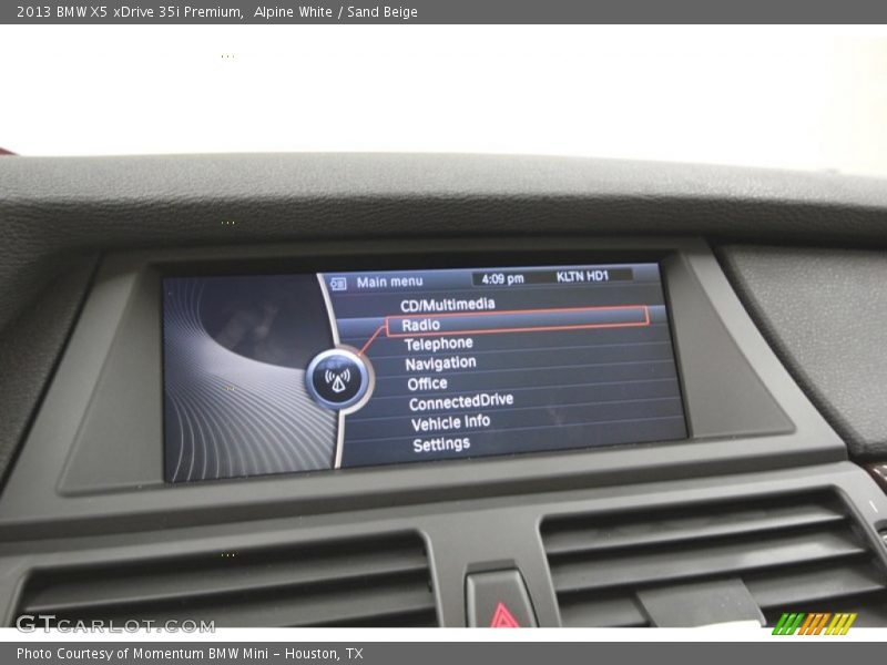 Alpine White / Sand Beige 2013 BMW X5 xDrive 35i Premium