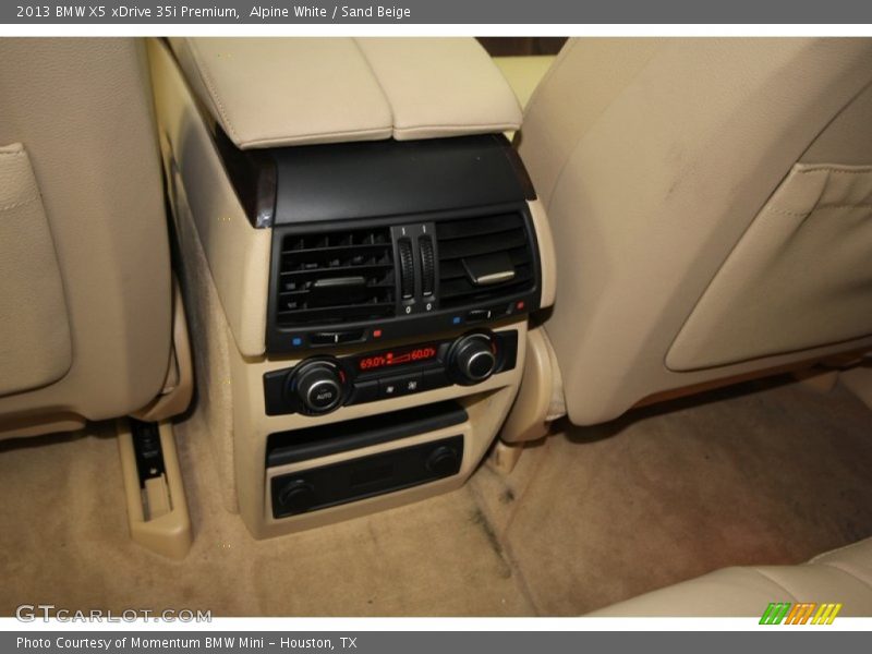 Alpine White / Sand Beige 2013 BMW X5 xDrive 35i Premium