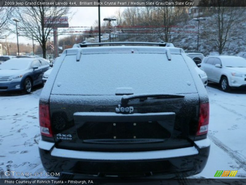 Brilliant Black Crystal Pearl / Medium Slate Gray/Dark Slate Gray 2009 Jeep Grand Cherokee Laredo 4x4