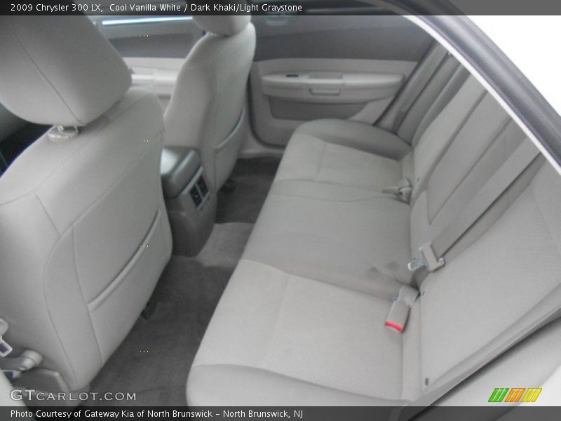 Cool Vanilla White / Dark Khaki/Light Graystone 2009 Chrysler 300 LX
