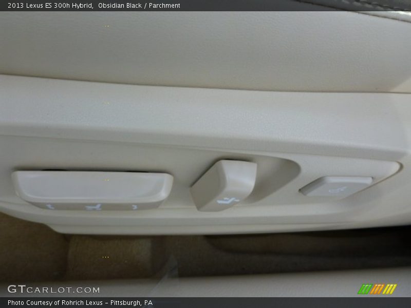Obsidian Black / Parchment 2013 Lexus ES 300h Hybrid