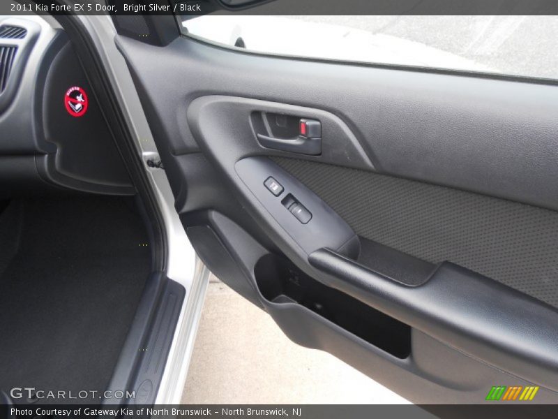 Bright Silver / Black 2011 Kia Forte EX 5 Door