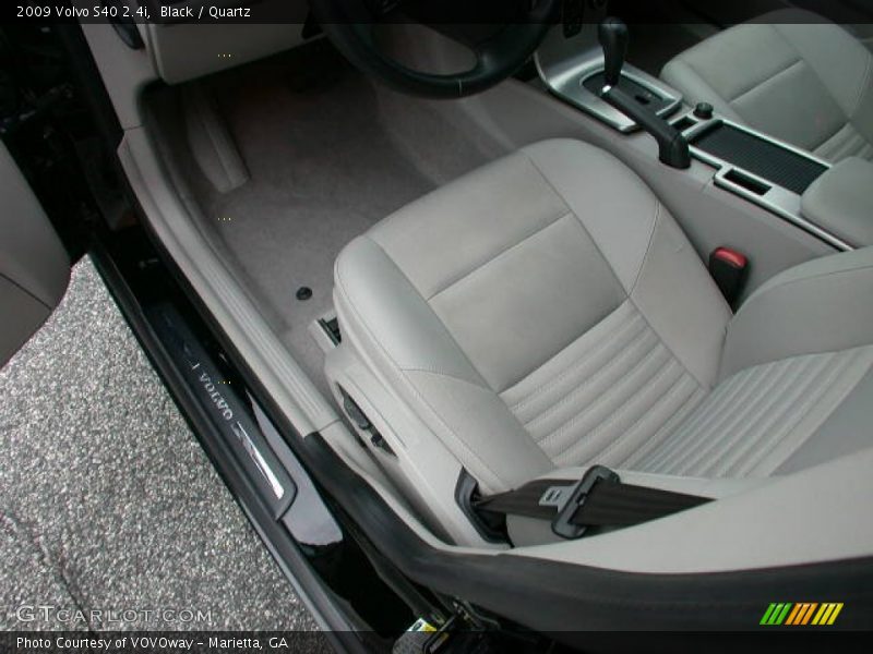 Black / Quartz 2009 Volvo S40 2.4i
