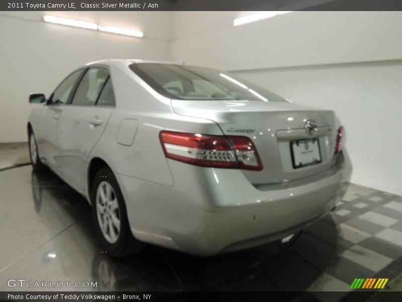 Classic Silver Metallic / Ash 2011 Toyota Camry LE