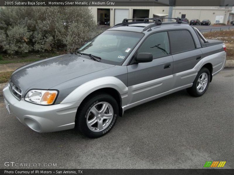 Front 3/4 View of 2005 Baja Sport