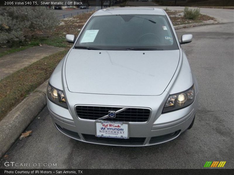 Silver Metallic / Off Black 2006 Volvo S40 T5