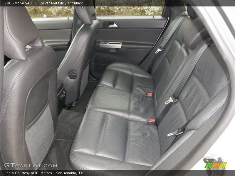 Silver Metallic / Off Black 2006 Volvo S40 T5