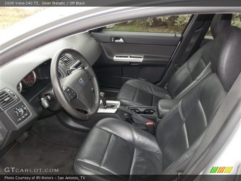 Silver Metallic / Off Black 2006 Volvo S40 T5